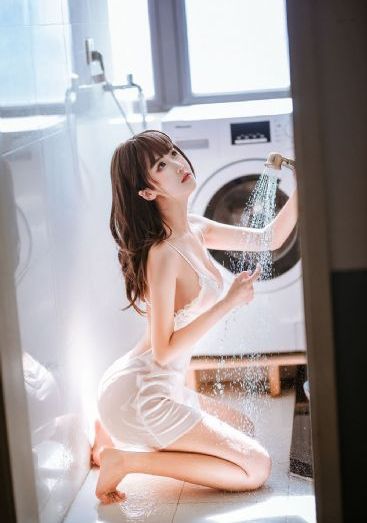 国产精品小辣椒AL区_1080手机在线看